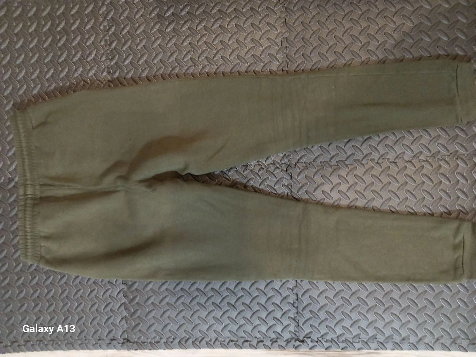 Superb ILLUSIVE LONDON Jogging – Khaki Green – Size 15 years / XS – photo 5